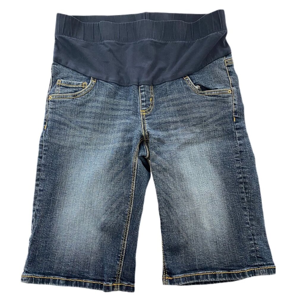 Oh Baby by Motherhood denim shorts SIZE MEDIUM